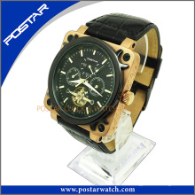Kundenspezifische Uhr für Männer mit echtem Lederband